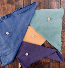 Load image into Gallery viewer, Natural Wooden Buttons - 50 button pack